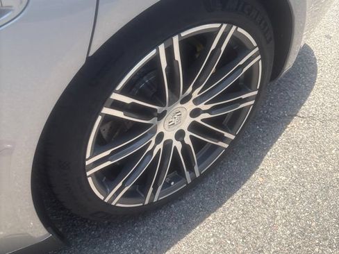 Used 2015 Porsche Panamera AWD/4WD image 15