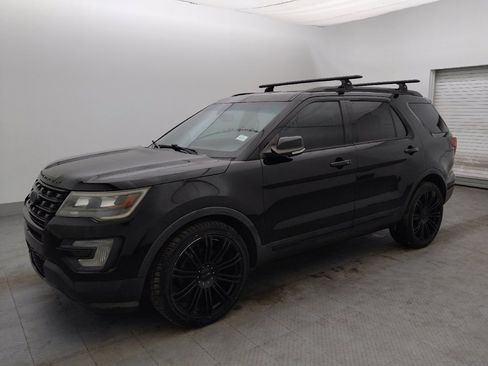 Used 2016 Ford Explorer Sport w/ Equipment Group 401A AWD/4WD image 2