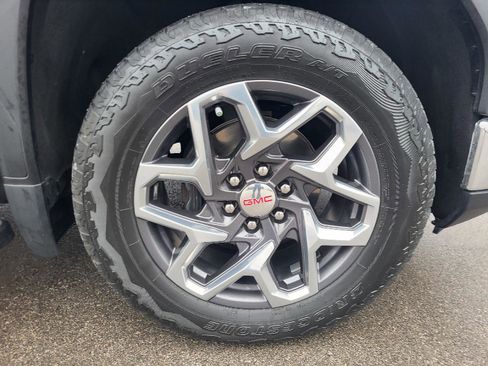 Used 2023 GMC Sierra 1500 SLT w/ SLT Premium Package image 14