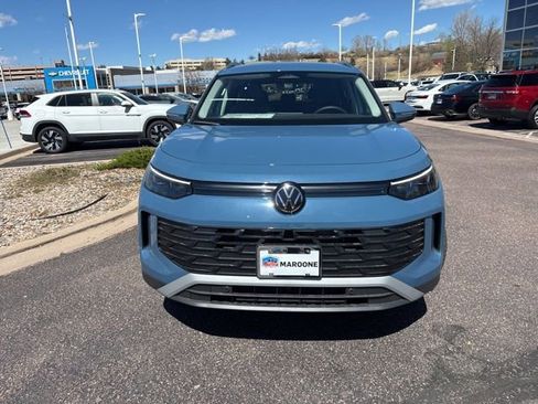 New 2026 Volkswagen Tiguan SE image 2