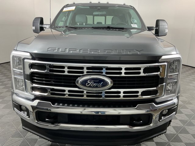 Used 2024 Ford F450 XLT w/ FX4 Off-Road Package AWD/4WD image 2