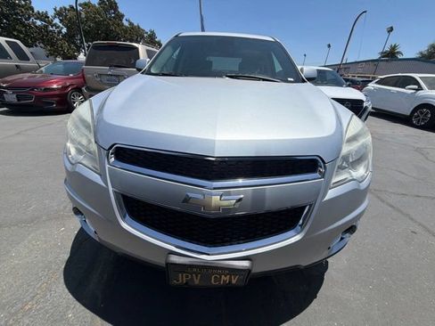 Used 2015 Chevrolet Equinox LT w/ Power Convenience Package FWD image 2