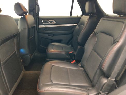 Used 2016 Ford Explorer Sport w/ Equipment Group 401A AWD/4WD image 18