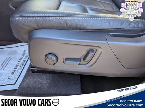 Certified 2023 Volvo XC40 B5 Plus w/ Driver Assist Package image 9