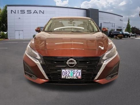 Used 2023 Nissan Altima 2.5 SL image 6