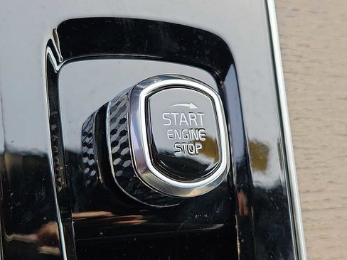 Used 2026 Volvo XC90 B6 Plus w/ Protection Package Premier image 23