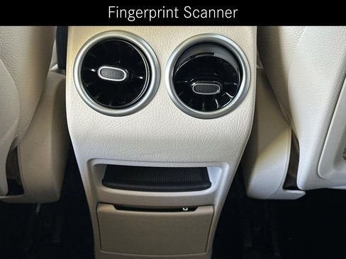 Certified 2026 Mercedes-Benz GLA 250 image 19