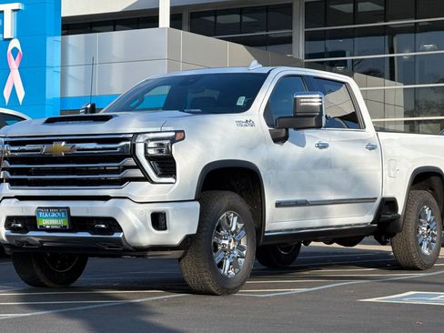 New 2026 Chevrolet Silverado 2500 High Country w/ Technology Package image 7