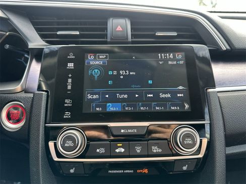 Used 2016 Honda Civic Touring image 24