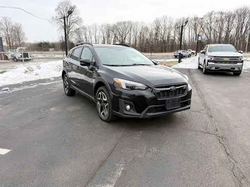 Used 2019 Subaru Crosstrek 2.0i Limited w/ Moonroof Package w/Navigation image 3