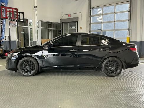 Used 2025 Nissan Sentra S FWD image 4