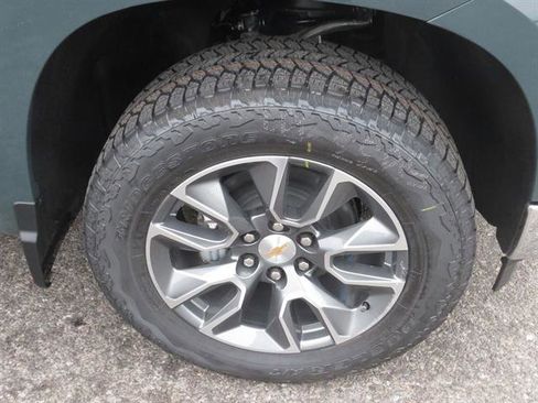 New 2026 Chevrolet Silverado 1500 LT image 9