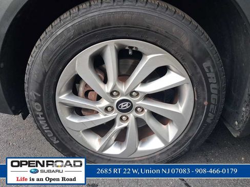 Used 2017 Hyundai Tucson SE w/ SE Popular Package 02 AWD/4WD image 10
