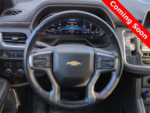 Used 2022 Chevrolet Suburban LT w/ Luxury Package image 23