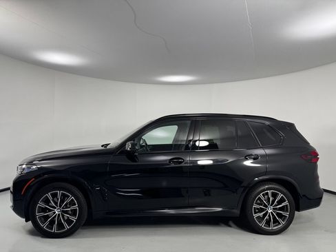 Used 2024 BMW X5 xDrive40i w/ M Sport Package AWD/4WD image 4