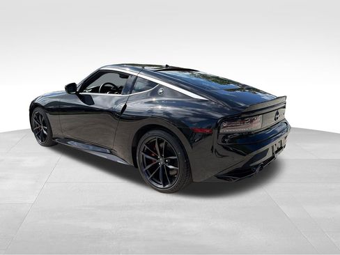 Used 2024 Nissan Z Performance w/ Floor Mat Package RWD image 5