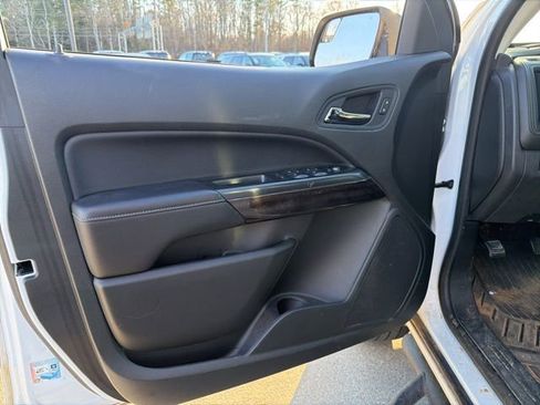 Used 2022 GMC Canyon Elevation w/ Elevation Premium Package image 22