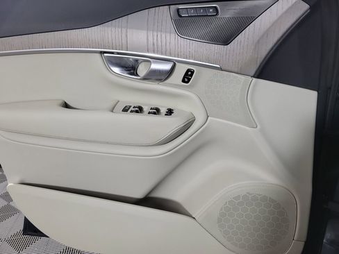 Certified 2024 Volvo XC90 T8 Plus AWD/4WD image 24