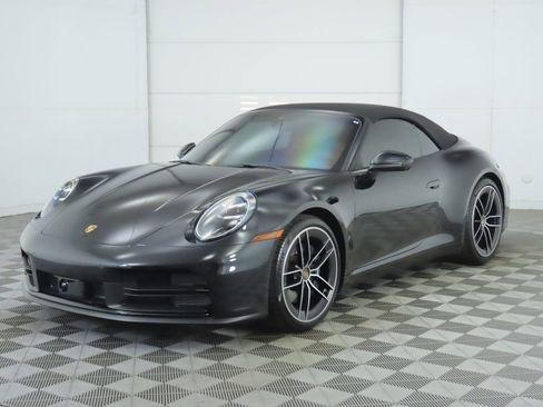 Used 2025 Porsche 911 Carrera image 9