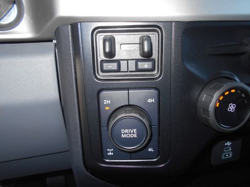 Used 2024 Ford F350 XL w/ XL Chrome Package AWD/4WD image 12