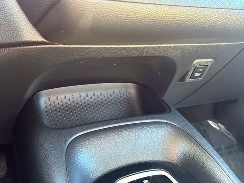 Used 2024 Toyota Corolla LE image 24