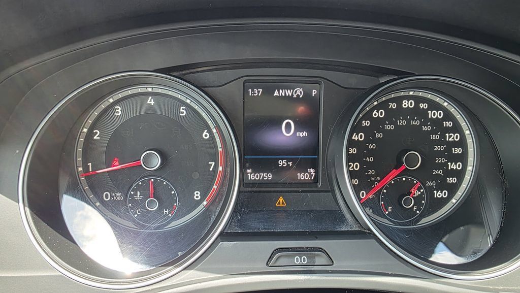 Used 2018 Volkswagen Atlas SEL FWD image 21