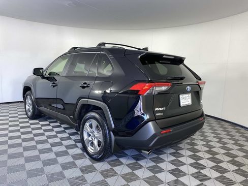 Used 2023 Toyota RAV4 LE AWD/4WD image 6