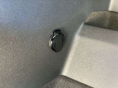 New 2026 Volkswagen Tiguan SE image 42