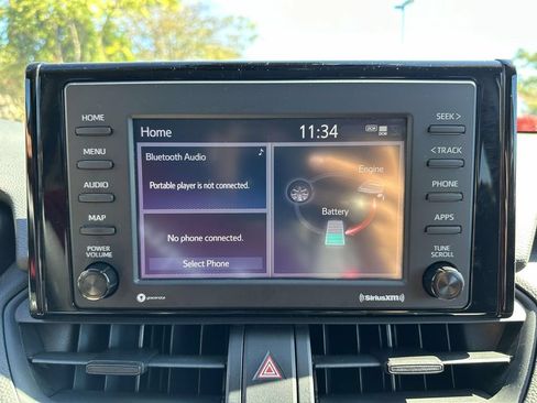 Used 2021 Toyota RAV4 XLE w/ XLE Grade Weather Package AWD/4WD image 22