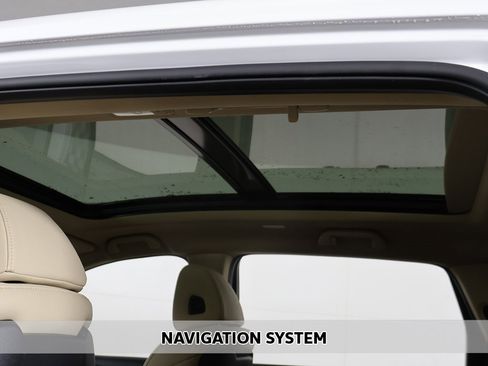 Used 2023 Acura MDX SH-AWD image 3