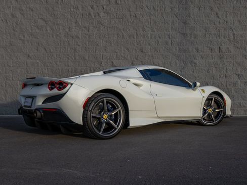 Certified 2023 Ferrari F8 Tributo RWD image 8