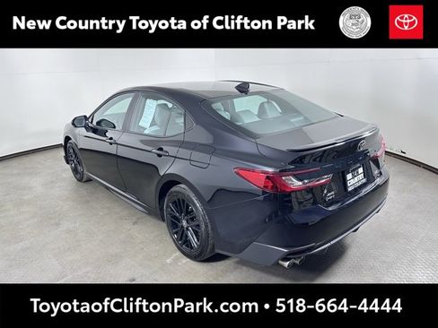 Used 2025 Toyota Camry XSE image 5