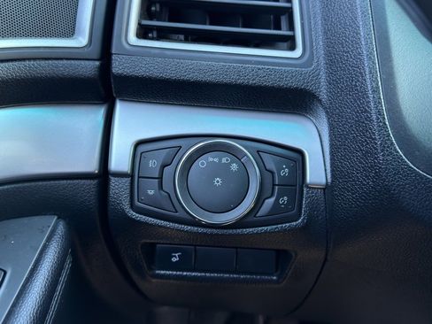 Used 2016 Ford Explorer XLT w/ Equipment Group 202A image 36