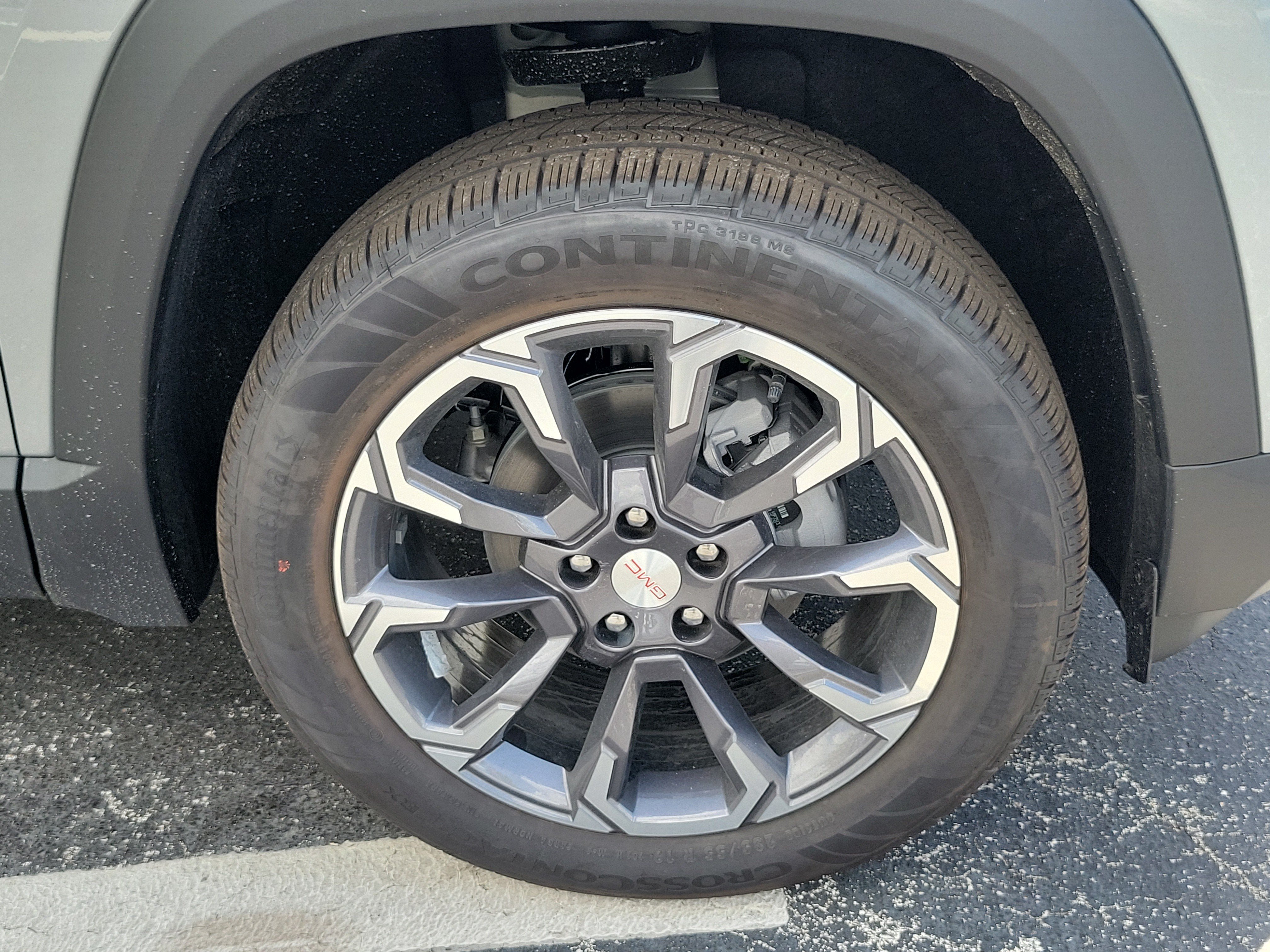 New 2027 GMC Terrain Elevation w/ Elevation Premium Package FWD image 4