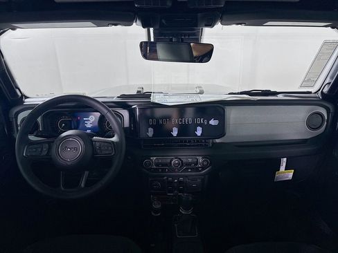 New 2025 Jeep Gladiator Willys image 12