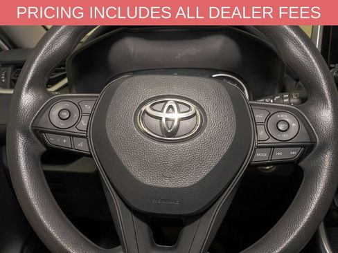 Used 2024 Toyota RAV4 XLE FWD image 17