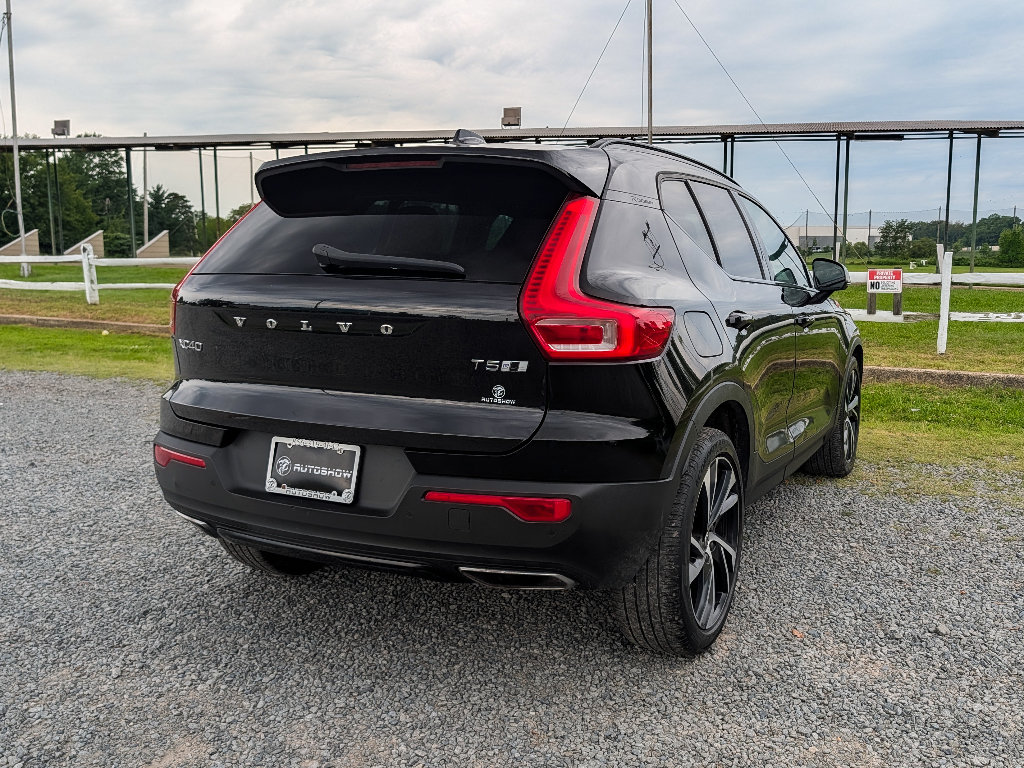 Used 2020 Volvo XC40 T5 R-Design w/ Protection Package Premier AWD/4WD image 5