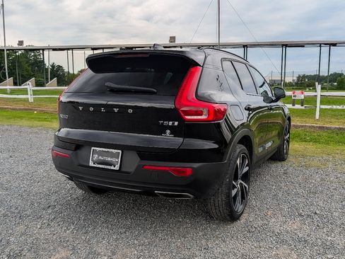 Used 2020 Volvo XC40 T5 R-Design w/ Protection Package Premier AWD/4WD image 5