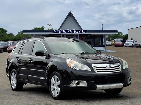 Used 2012 Subaru Outback 2.5i Premium image 1