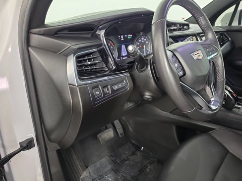 Used 2021 Cadillac XT6 Premium Luxury FWD image 19