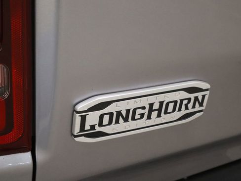 Used 2022 RAM 1500 Limited w/ Body Color Bumper Group image 35