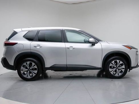 Used 2023 Nissan Rogue SV AWD/4WD image 9
