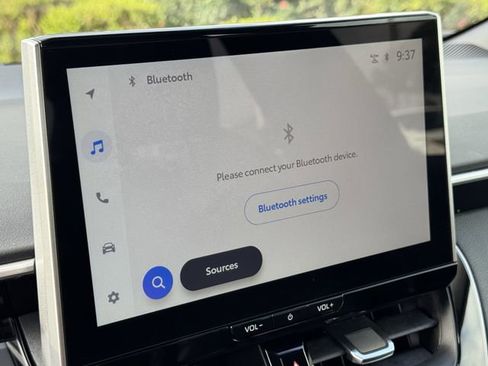 Certified 2025 Toyota Corolla XSE image 17