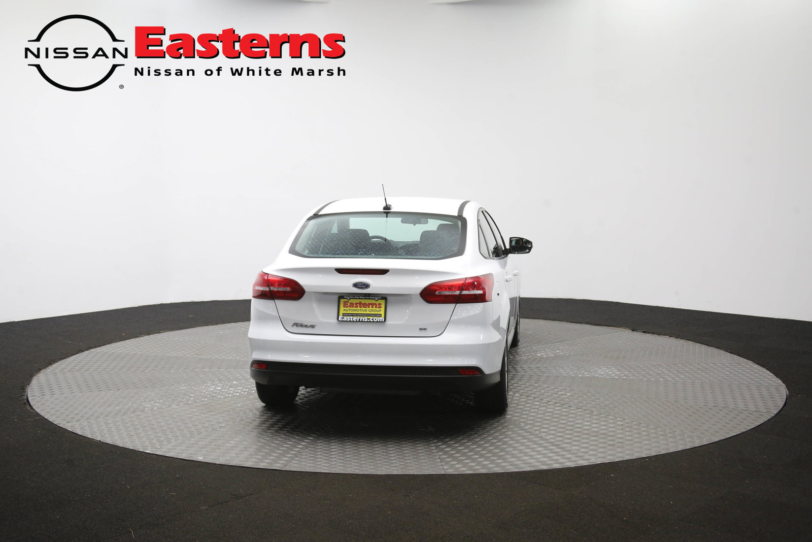Used 2018 Ford Focus SE w/ Cold Weather Package FWD image 99