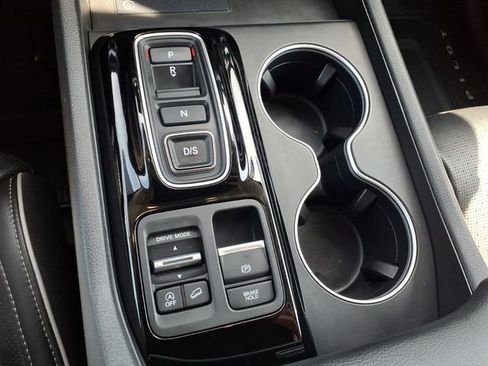Certified 2023 Honda Pilot Elite image 13