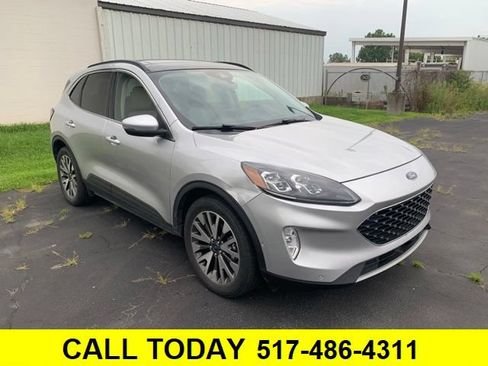 Used 2020 Ford Escape Titanium AWD/4WD image 1