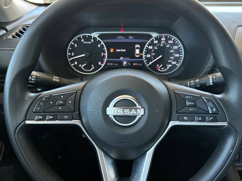 Used 2024 Nissan Sentra SV FWD image 21