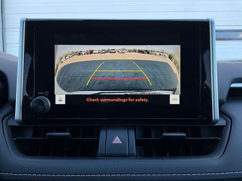 Used 2025 Toyota RAV4 XLE w/ Weather Package image 32