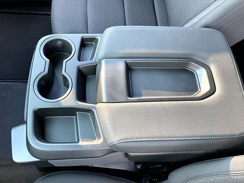 New 2026 Chevrolet Suburban LS image 8