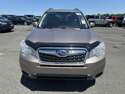 Used 2015 Subaru Forester 2.5i Premium w/ All-Weather Package AWD/4WD image 2